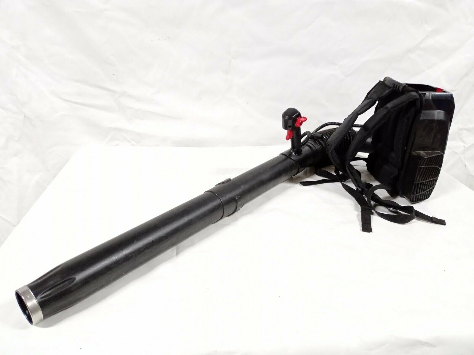 Powerworks Rucksacklaubbläser PC82BPB 82V, ohne Akku und Ladegerät